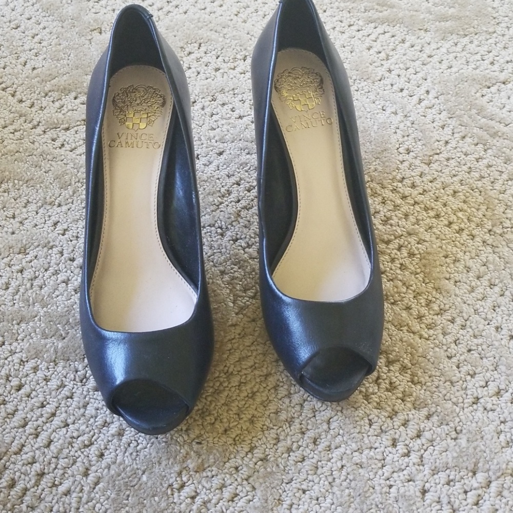 Peep toe heels